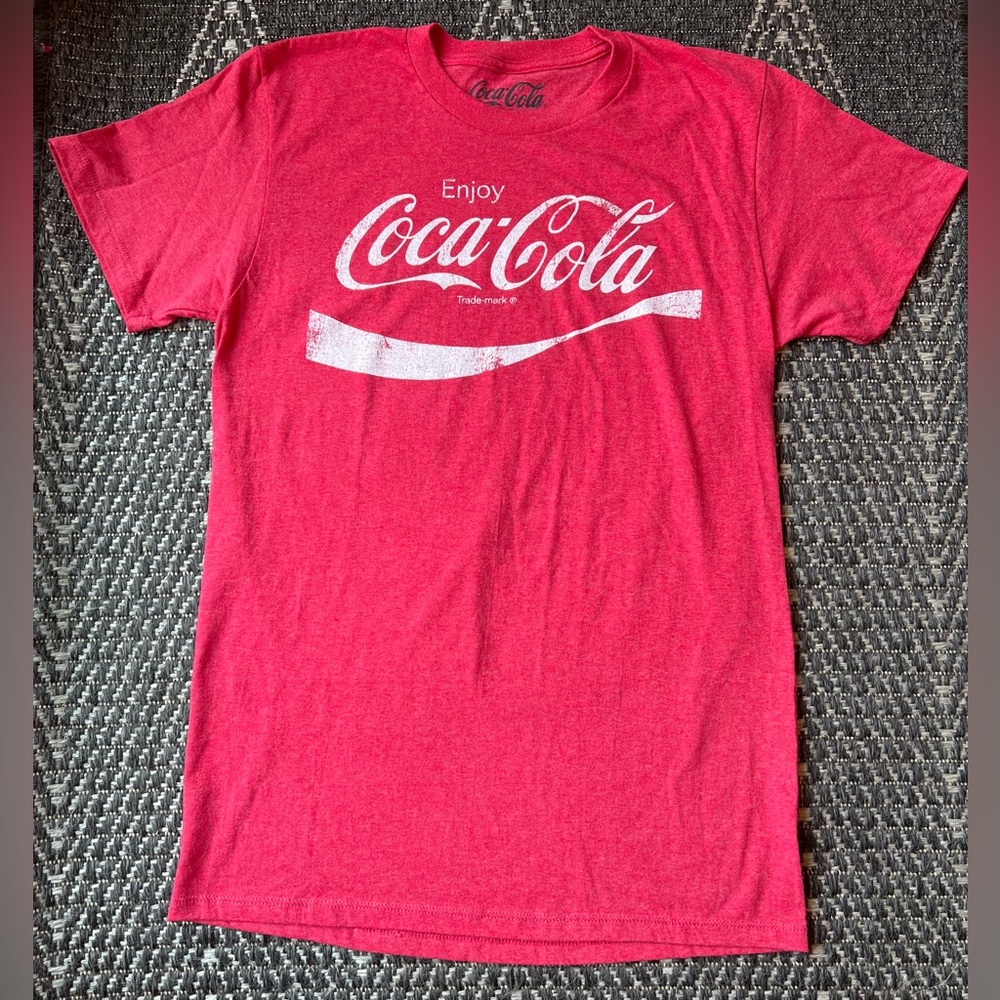 NWOT Red Coca-Cola T Shirt Unisex Men’s Women’s M